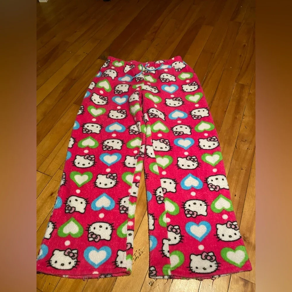 Hello Kitty - Picture 4 of 6